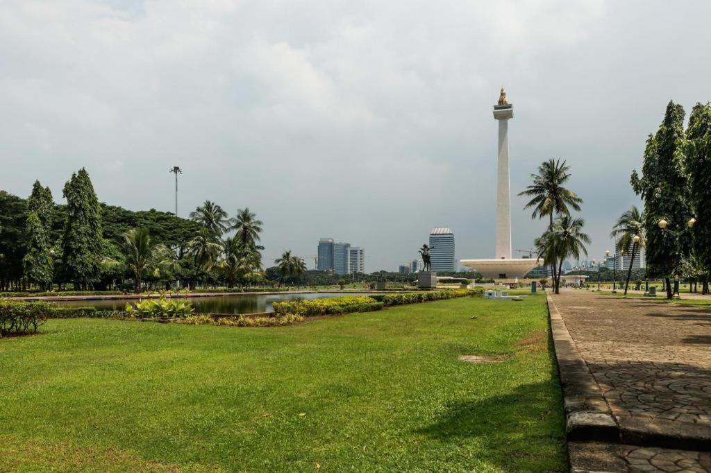 D'Arcici Hotel Cempaka Putih Джакарта Экстерьер фото