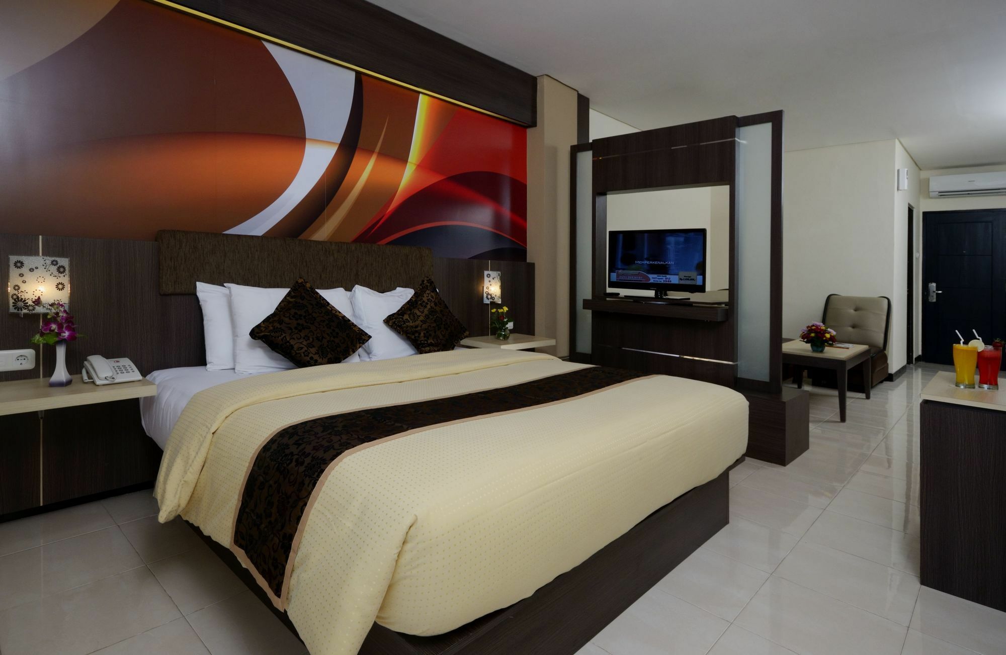 D'Arcici Hotel Cempaka Putih Джакарта Экстерьер фото